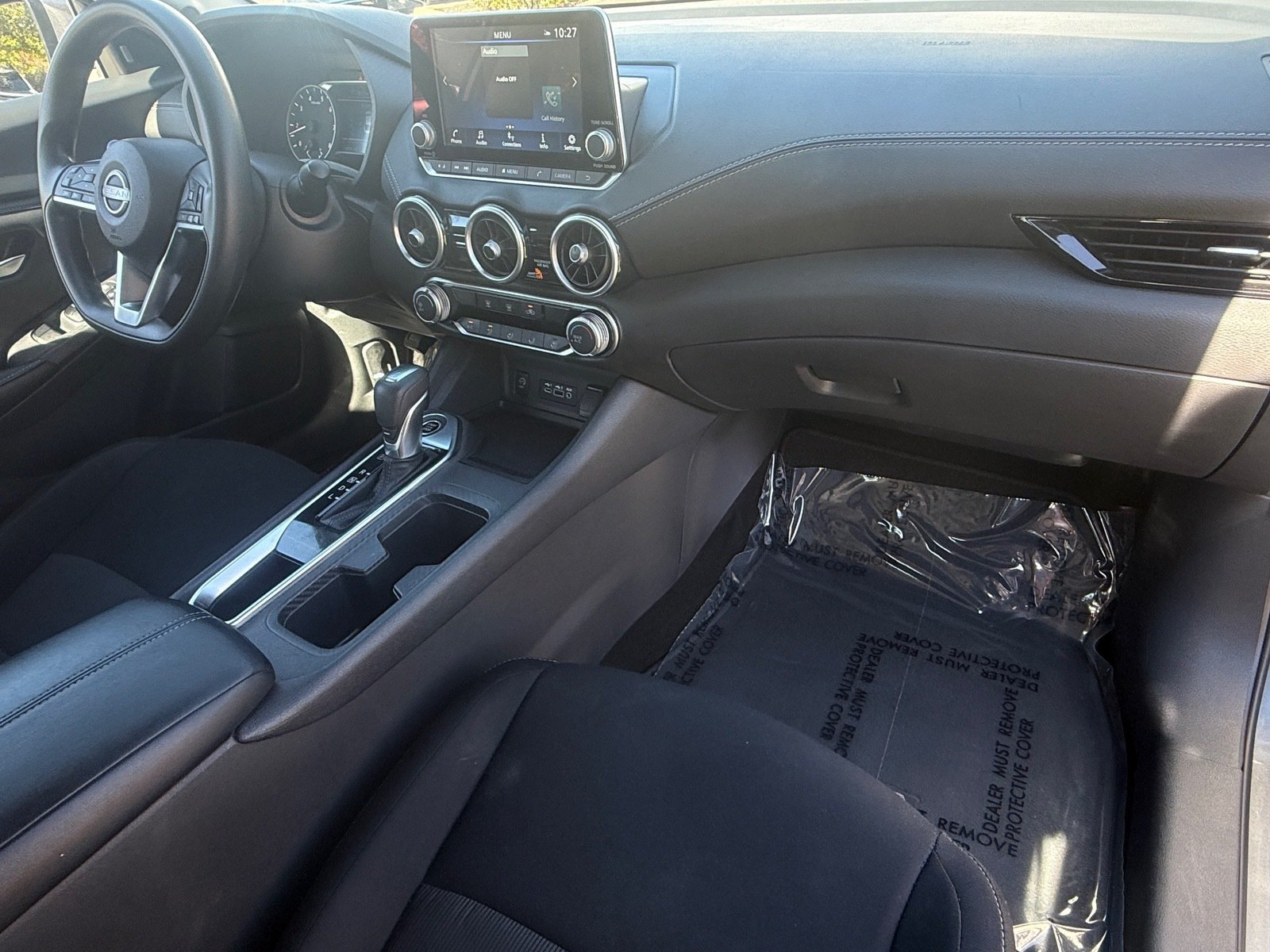 Used 2025 Nissan Sentra SV FWD image 9