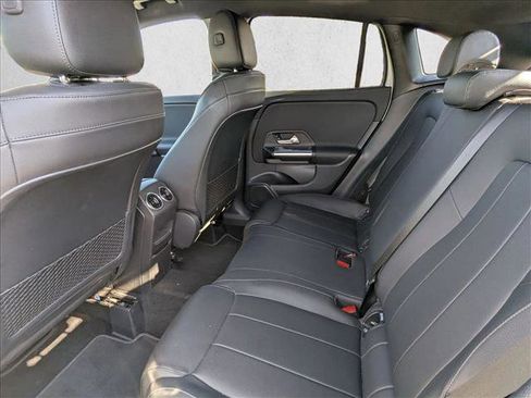 Used 2021 Mercedes-Benz GLA 250 GLA 250 image 17