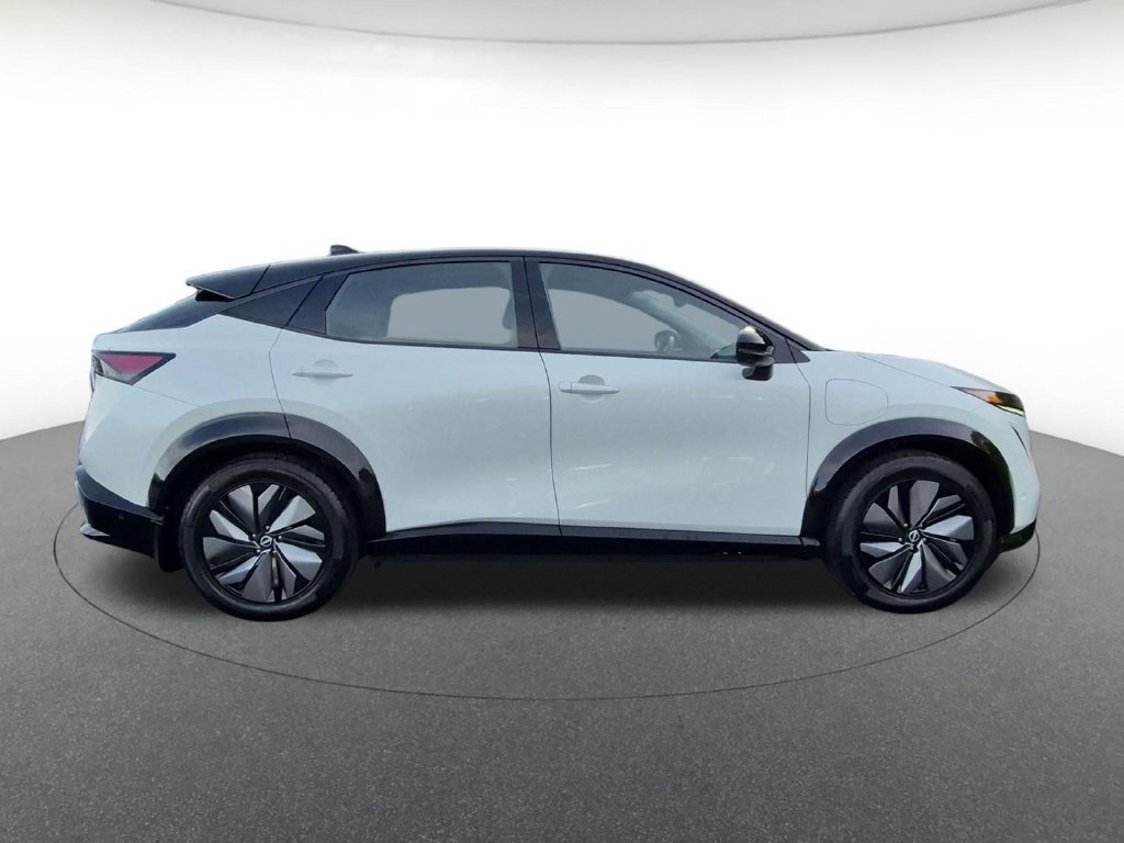 Used 2024 Nissan Ariya AWD image 4