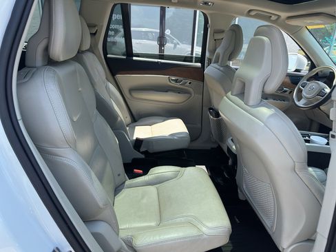 Used 2020 Volvo XC90 T6 Inscription image 12
