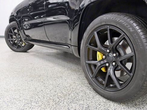 Used 2021 Jeep Grand Cherokee Trackhawk AWD/4WD image 12