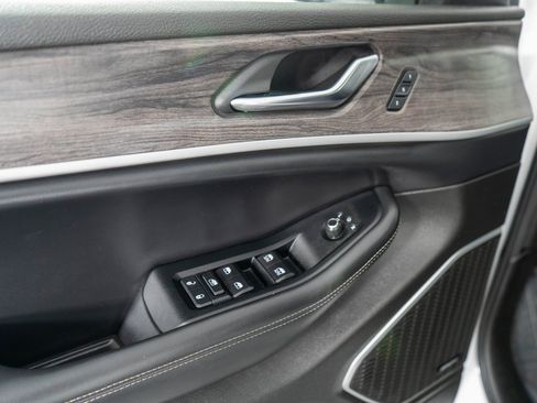 Used 2024 Jeep Grand Cherokee Limited 4xe image 26