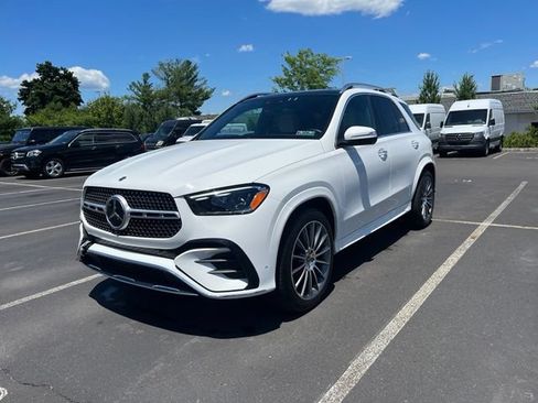 Used 2024 Mercedes-Benz GLE 450 4MATIC image 4