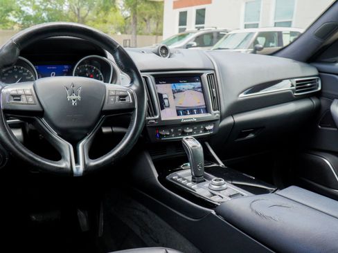 Used 2019 Maserati Levante S image 14