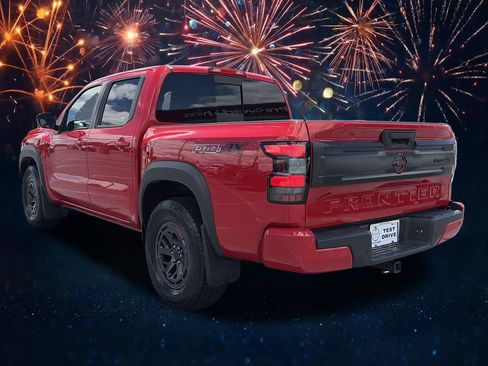 Certified 2025 Nissan Frontier PRO-4X AWD/4WD image 3