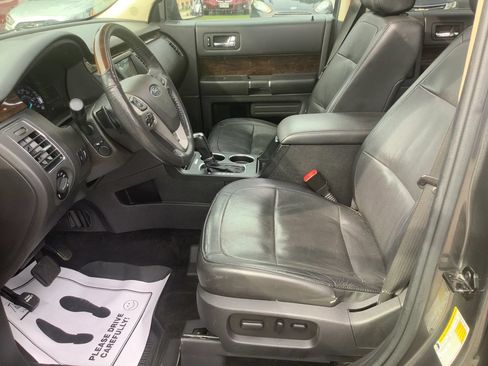 Used 2018 Ford Flex Limited w/ Equipment Group 303A AWD/4WD image 26