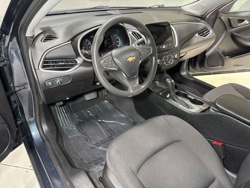 Used 2020 Chevrolet Malibu LS FWD image 9