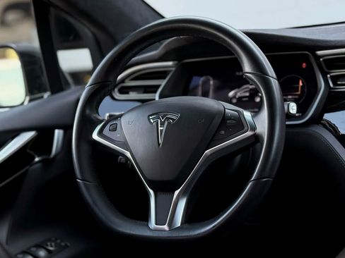 Used 2016 Tesla Model X 75D image 13