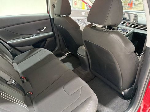 Used 2023 Hyundai Elantra SEL image 26