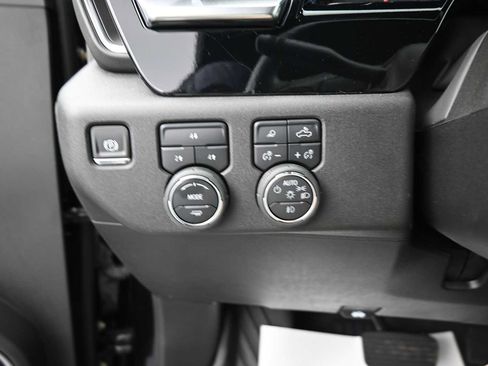Used 2025 Chevrolet Silverado 2500 LT w/ Trail Boss Package AWD/4WD image 10