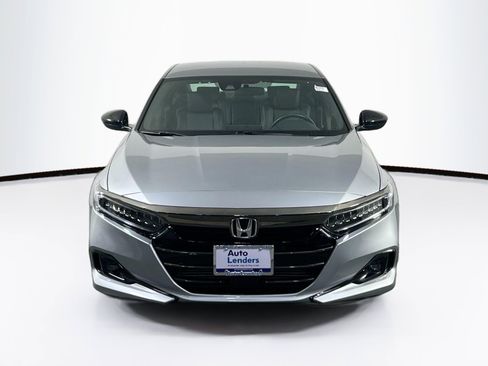Used 2022 Honda Accord Sport image 2