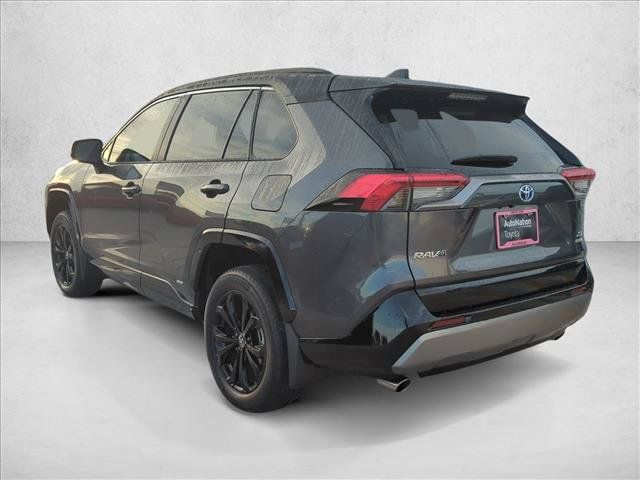 Used 2024 Toyota RAV4 XSE AWD/4WD image 7
