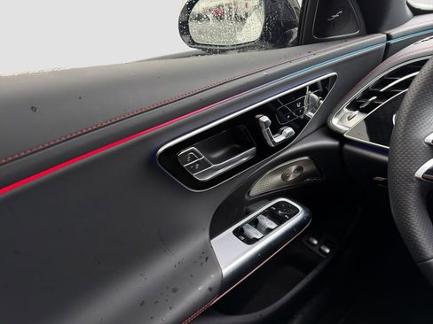 Used 2025 Mercedes-Benz E 53 AMG e 4MATIC Sedan image 12