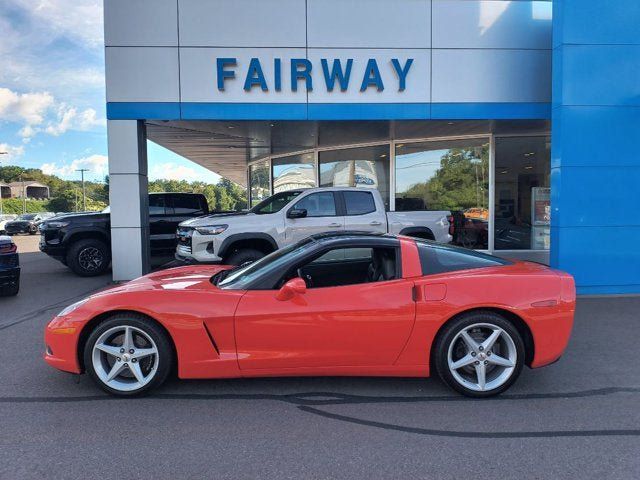 Used 2013 Chevrolet Corvette Coupe RWD image 1