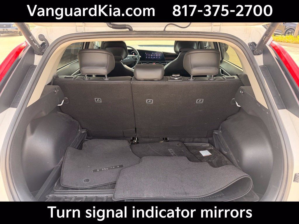 Used 2023 Kia Niro Wave FWD image 17