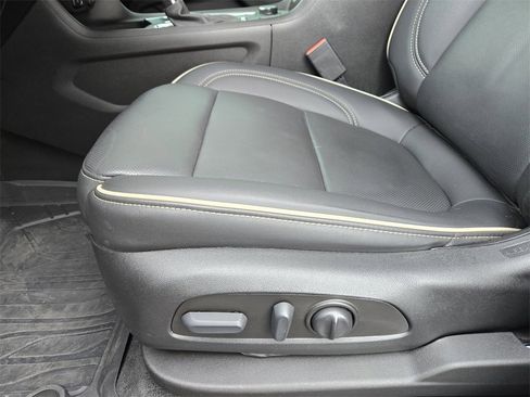 Used 2023 Chevrolet Traverse Premier w/ LPO, Floor Liner Package image 24