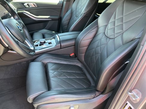 Used 2024 BMW X5 sDrive40i w/ Parking Assistance Package image 17