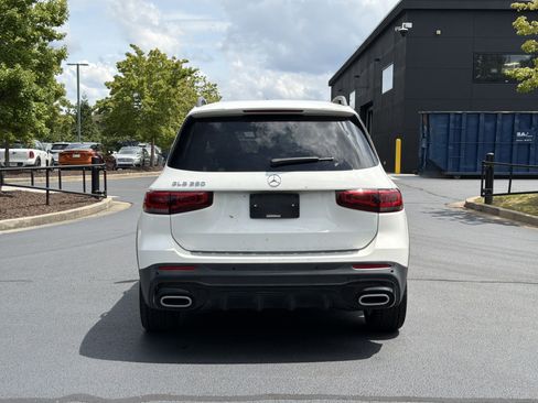 Used 2020 Mercedes-Benz GLB 250 4MATIC image 16