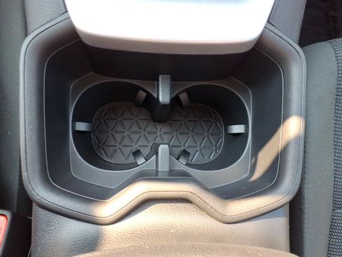 Used 2023 Toyota RAV4 LE AWD/4WD image 21