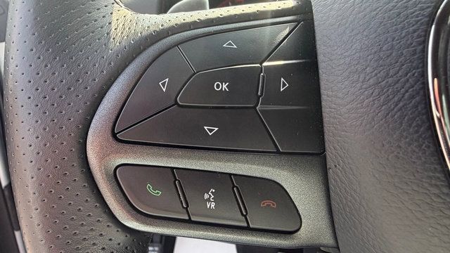 Used 2025 Dodge Durango GT AWD/4WD image 21