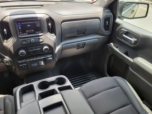 Used 2025 Chevrolet Silverado 1500 Custom AWD/4WD image 13