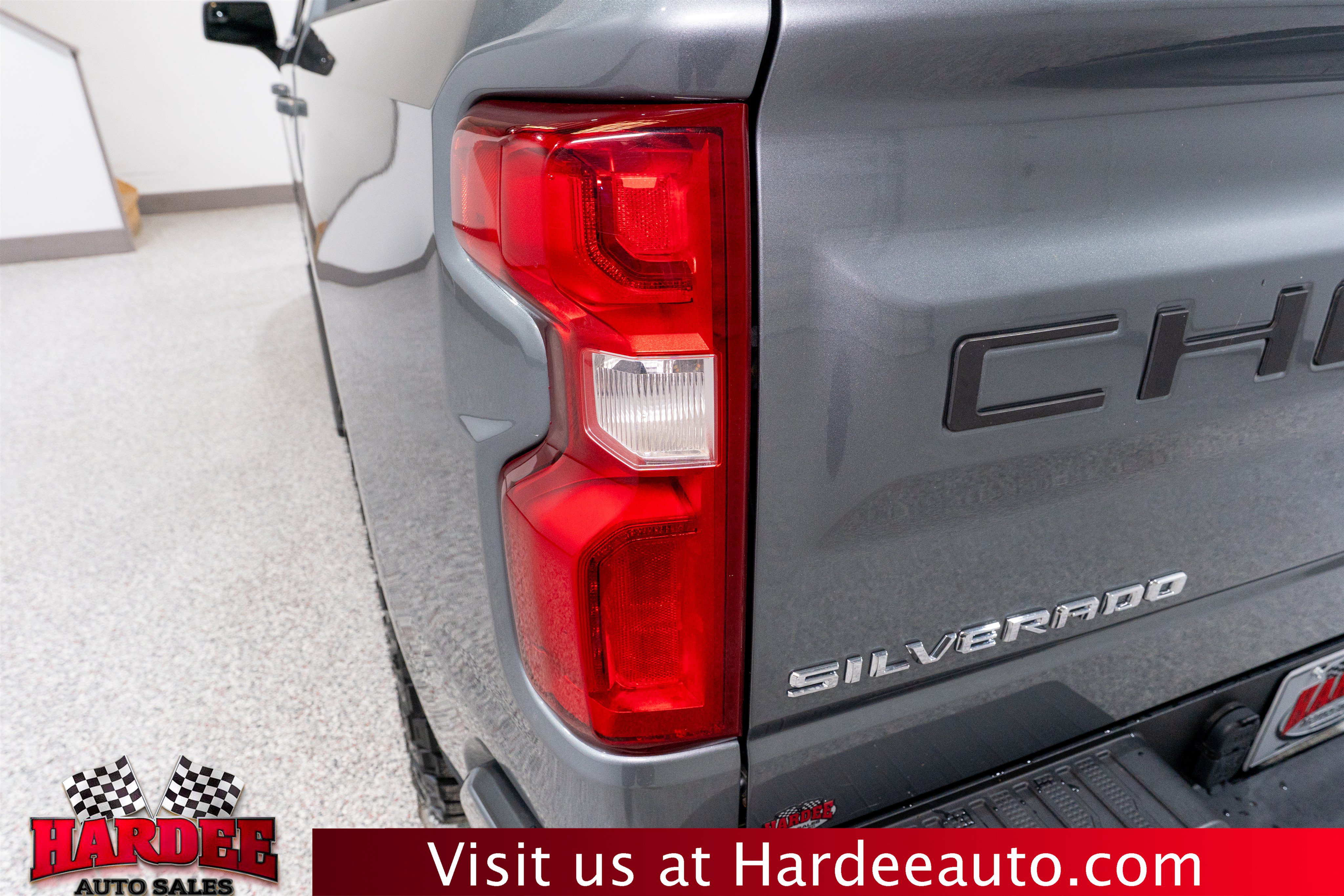 Used 2020 Chevrolet Silverado 1500 RST w/ All-Star Edition AWD/4WD image 9