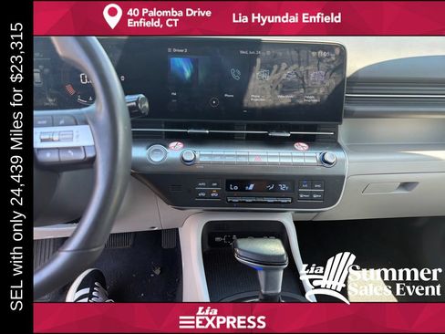 Used 2025 Hyundai Kona SEL AWD/4WD image 17