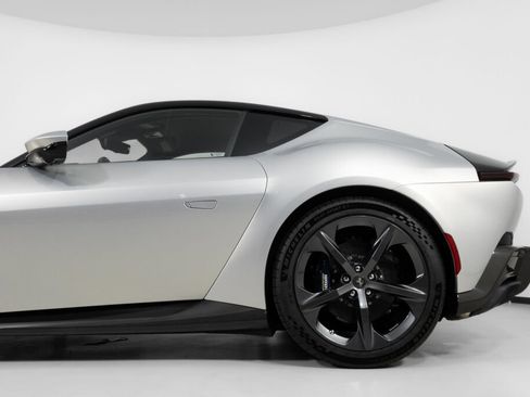 Used 2025 Ferrari 12Cilindri RWD image 14