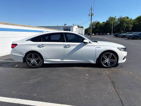 Certified 2022 Honda Accord Touring image 6