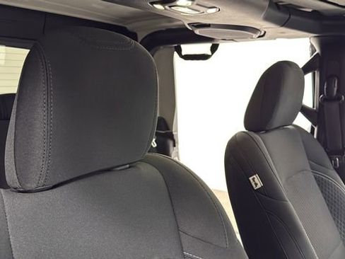 Used 2021 Jeep Gladiator Sport w/ Quick Order Package 24Q 80Th image 19