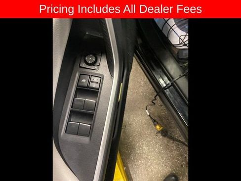 Used 2023 Toyota RAV4 Limited AWD/4WD image 9