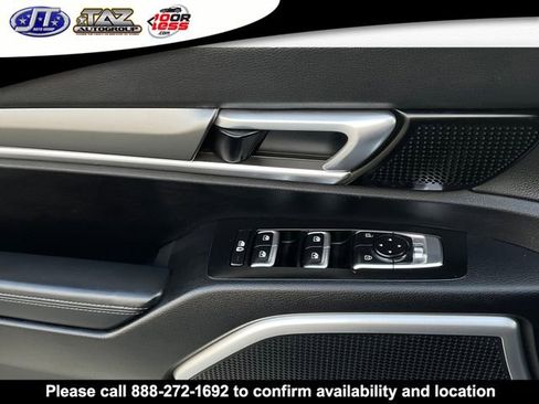 Used 2020 Kia Telluride LX image 11