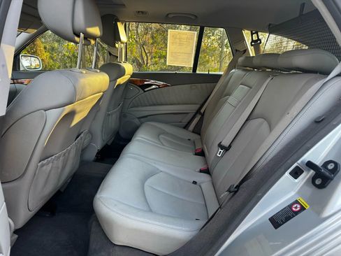 Used 2008 Mercedes-Benz E 350 4MATIC Wagon image 17