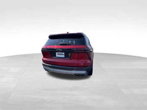 Used 2024 Chevrolet Traverse Z71 AWD/4WD image 8