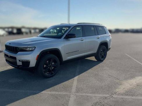 New 2025 Jeep Grand Cherokee L Limited image 1