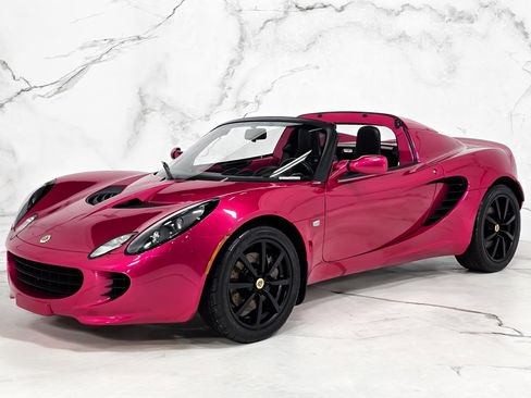Used 2005 Lotus Elise image 11
