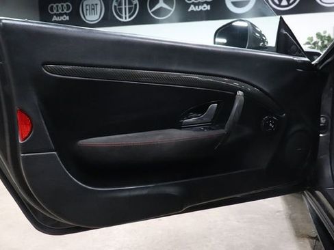 Used 2017 Maserati GranTurismo MC RWD image 9