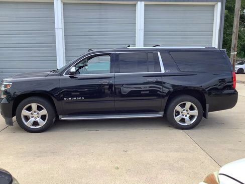 Used 2015 Chevrolet Suburban LTZ AWD/4WD image 5