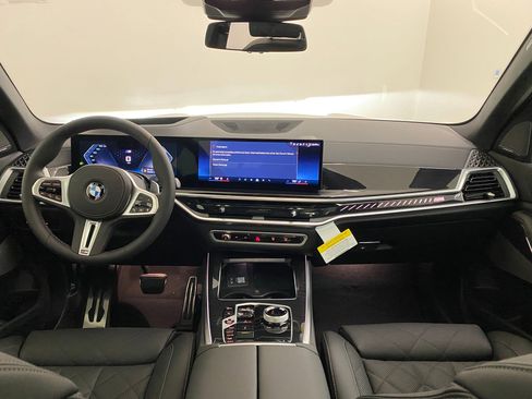 Used 2026 BMW X5 M60i image 15