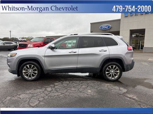 Used 2020 Jeep Cherokee Latitude Plus image 8