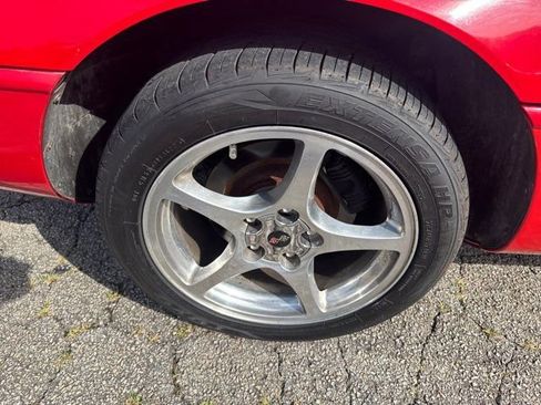 Used 1991 Chevrolet Corvette Convertible image 32