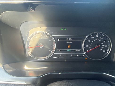 Used 2023 Kia Sorento S w/ Panoramic Sunroof Package FWD image 5