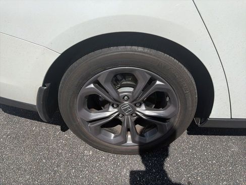 Used 2023 Honda Accord EX image 9