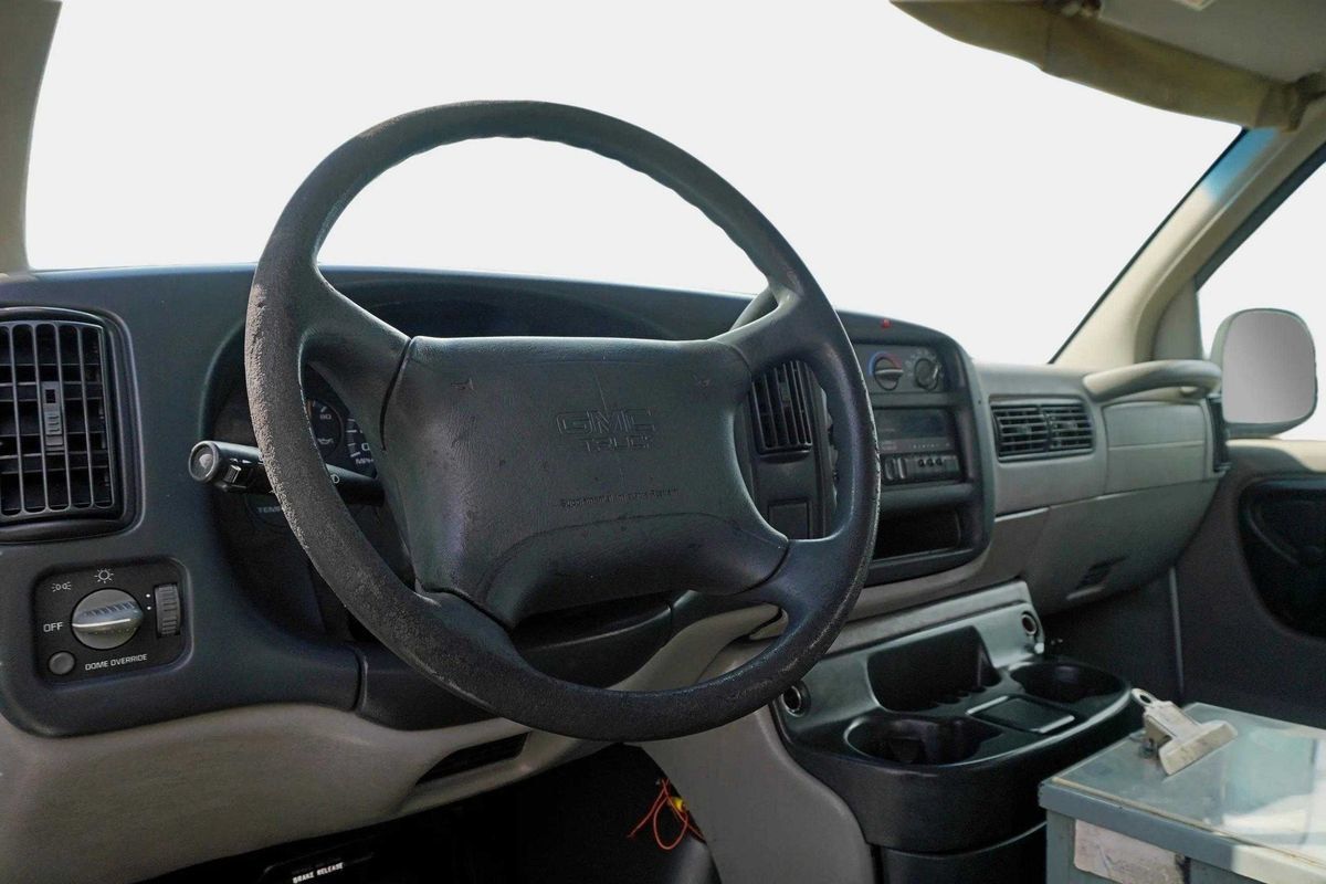 Used 1997 GMC Savana 2500 RWD image 15