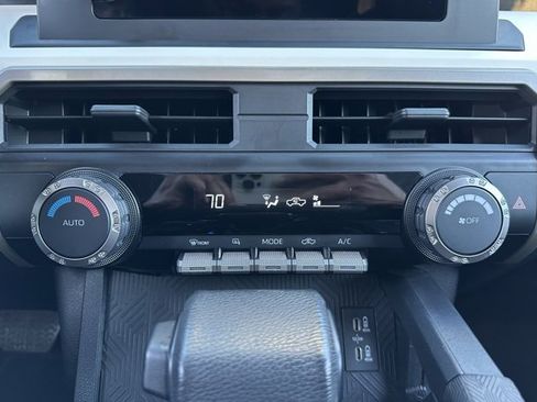 Used 2024 Toyota Tacoma TRD Off-Road image 18