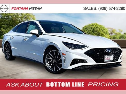 Used 2022 Hyundai Sonata Limited FWD image 1