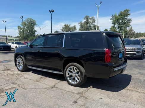 Used 2019 Chevrolet Suburban Premier AWD/4WD image 5
