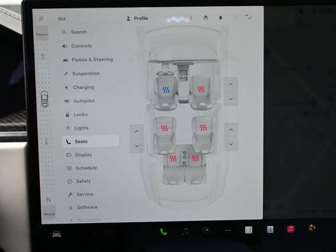 Used 2022 Tesla Model X Plaid image 27