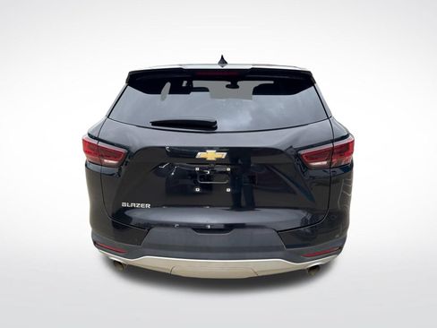 Used 2023 Chevrolet Blazer LT FWD image 8