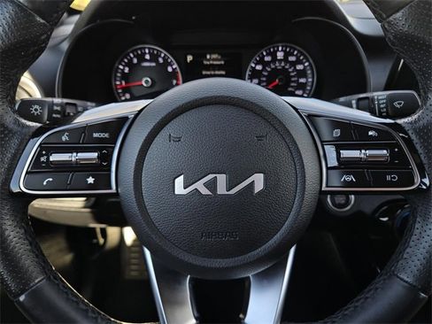 Certified 2023 Kia Forte GT-Line image 21